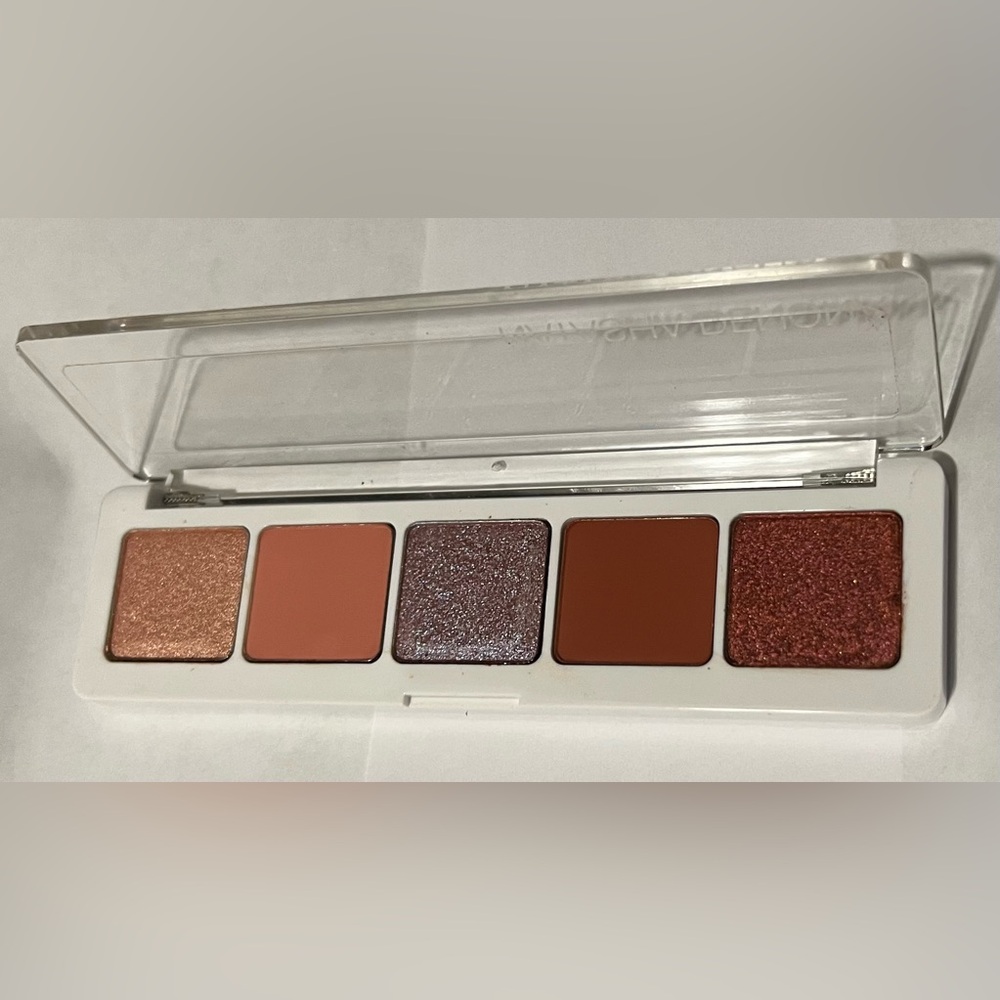 Natasha Denona Coral Eyeshadow Palette